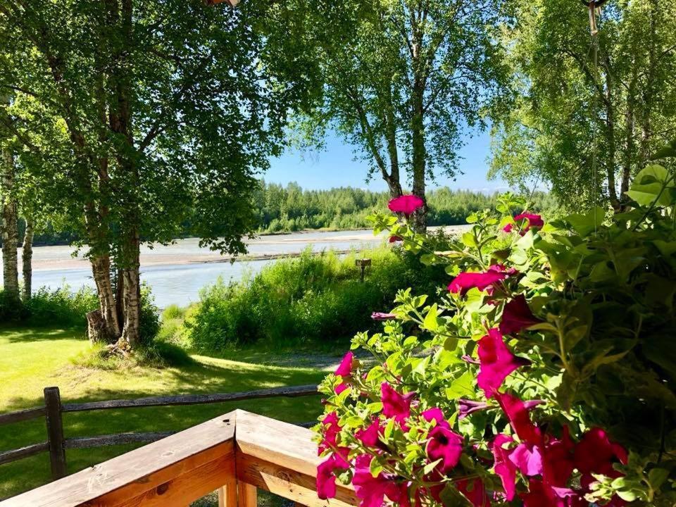 Susitna River Lodging, Riverside Cabins Talkeetna Zewnętrze zdjęcie